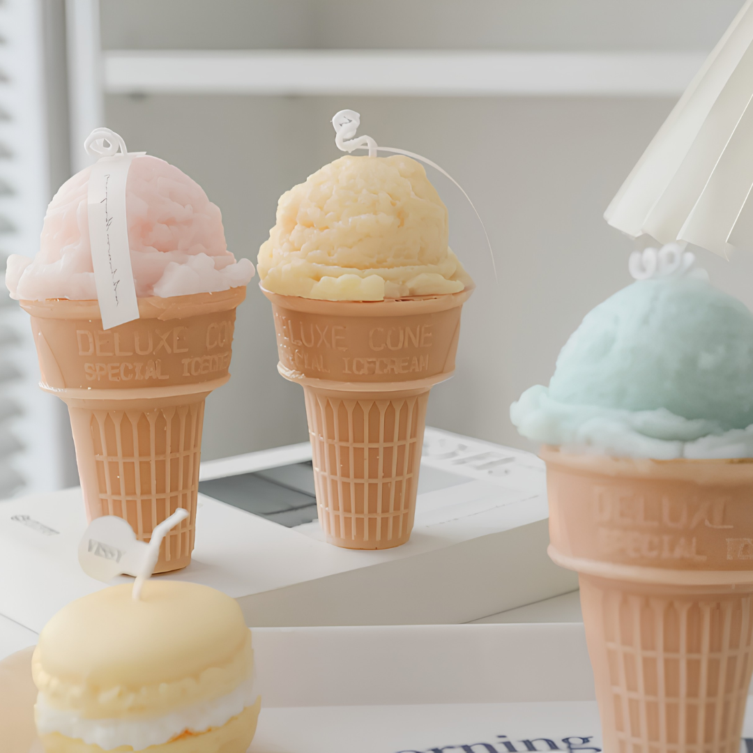 ICE CREAM SCENTED CANDLE - 5 OPTIONS