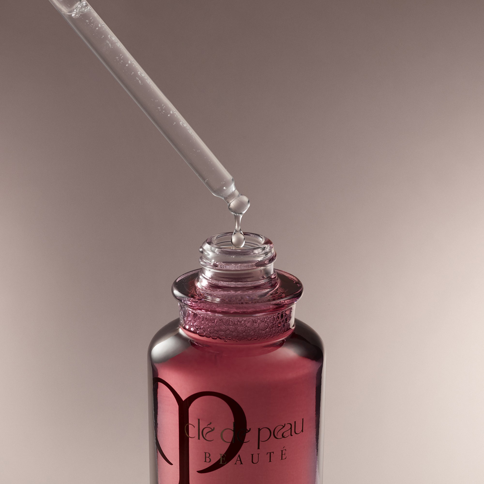CLÉ DE PEAU BEAUTÉ RADIANT MULTI REPAIR OIL 75ML