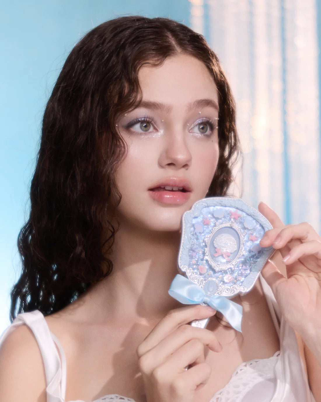 FLOWER KNOWS SHELL PEARL COMPACT MIRROR BLUE SHELL