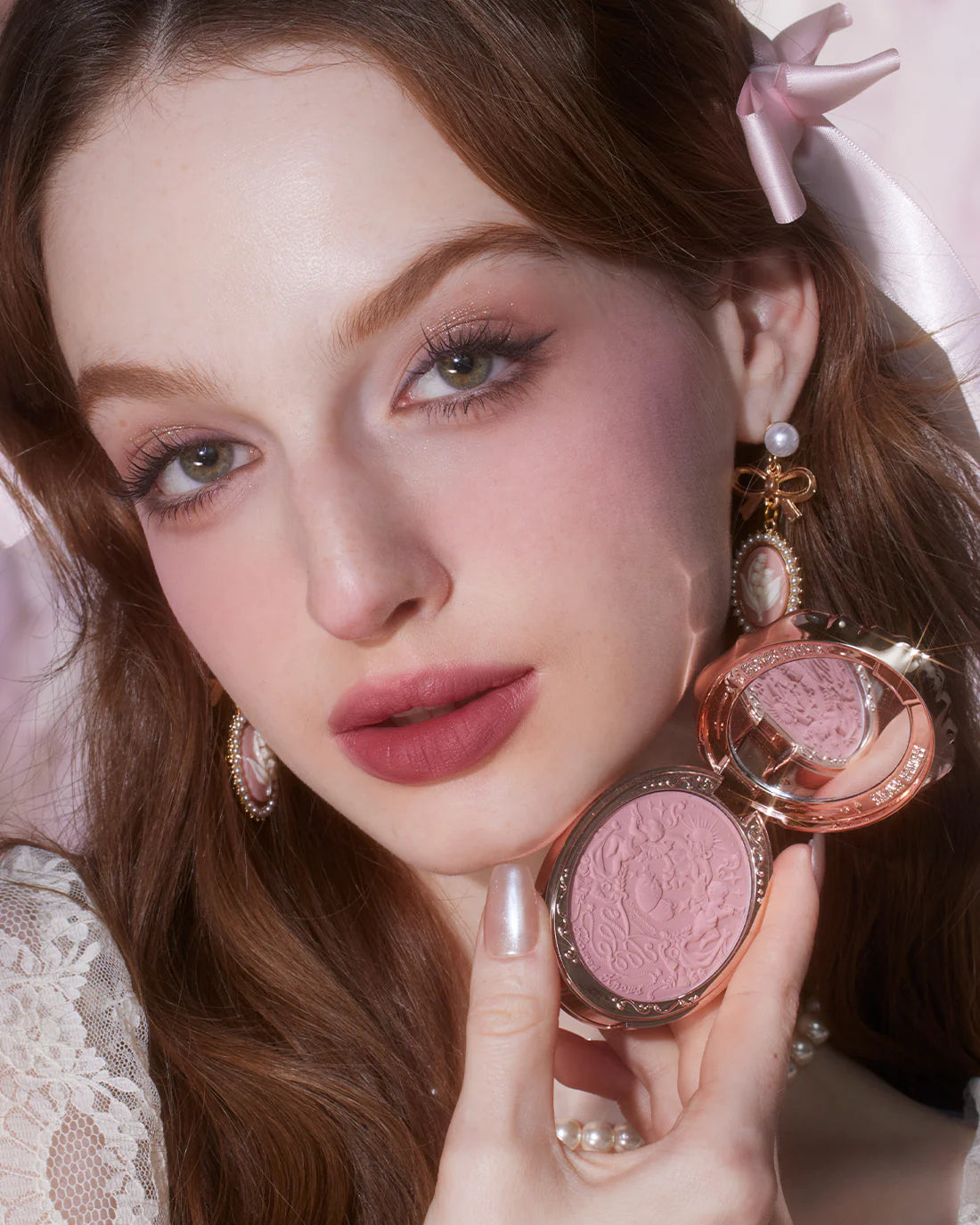 FLOWER KNOWS STRAWBERRY ROCOCO EMBOSSED BLUSH 03 CLASSIC BALLET