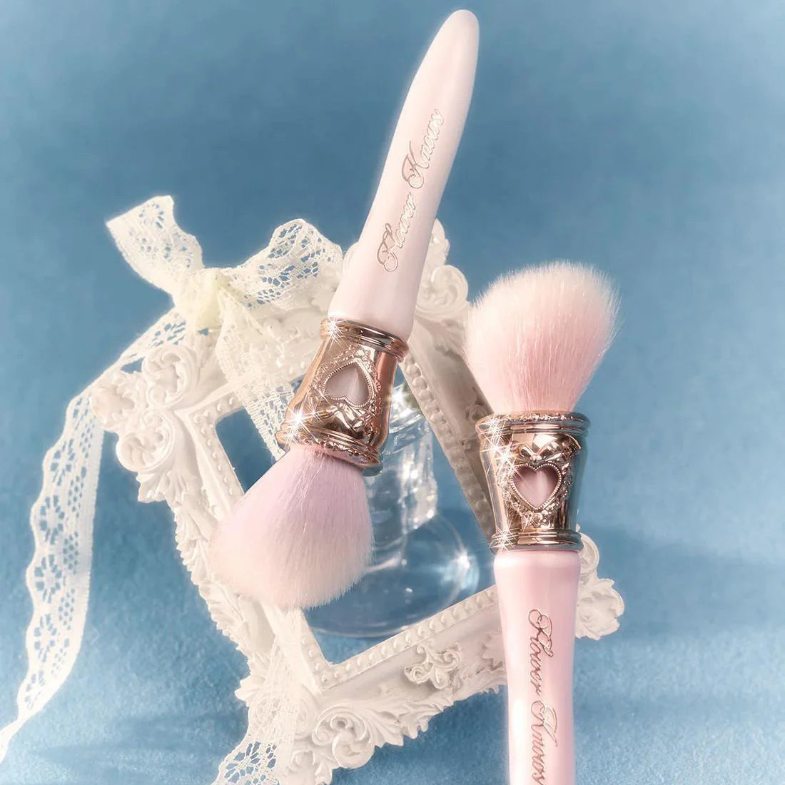 FLOWER KNOWS BUNNY GARDEN ANGLED STIPPLING BRUSH PEARL PINK