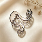 KOREAN WAVY SHARK CLAW CLIP