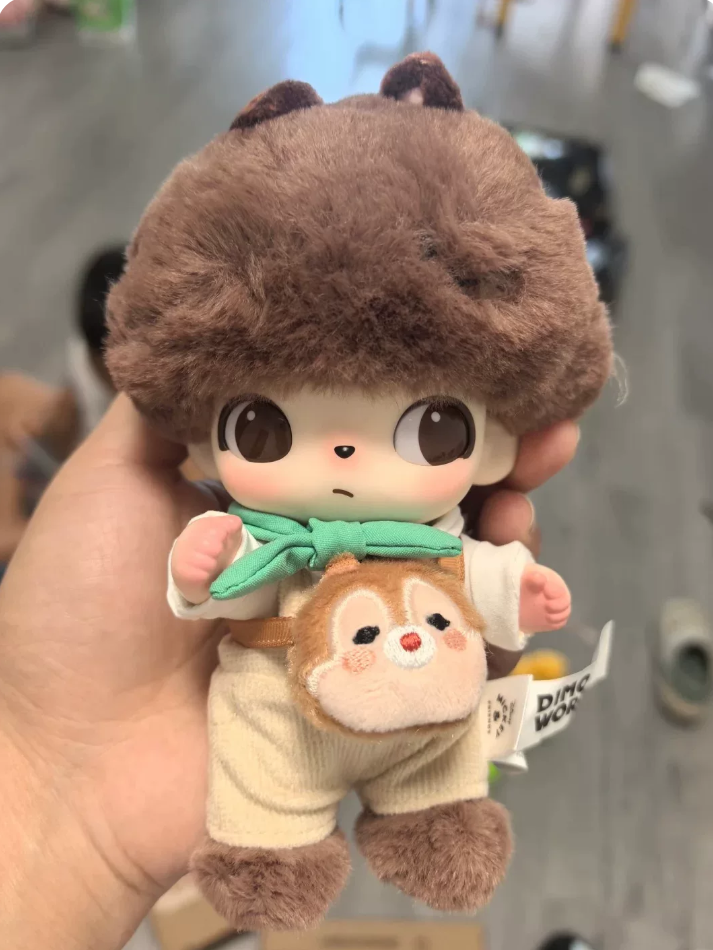 POP MART DISNEY DIMO PELUCHE VISAGE VINYLE BOÎTE MYSTÈRE - 1 ALÉATOIRE