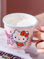 Hello Kitty and My Melody measuring cup close-up
