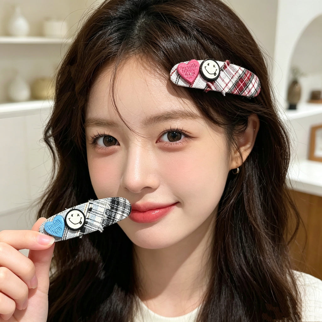 KOREAN PLAID SMILEY PATCH CLIP - 2 STYLES