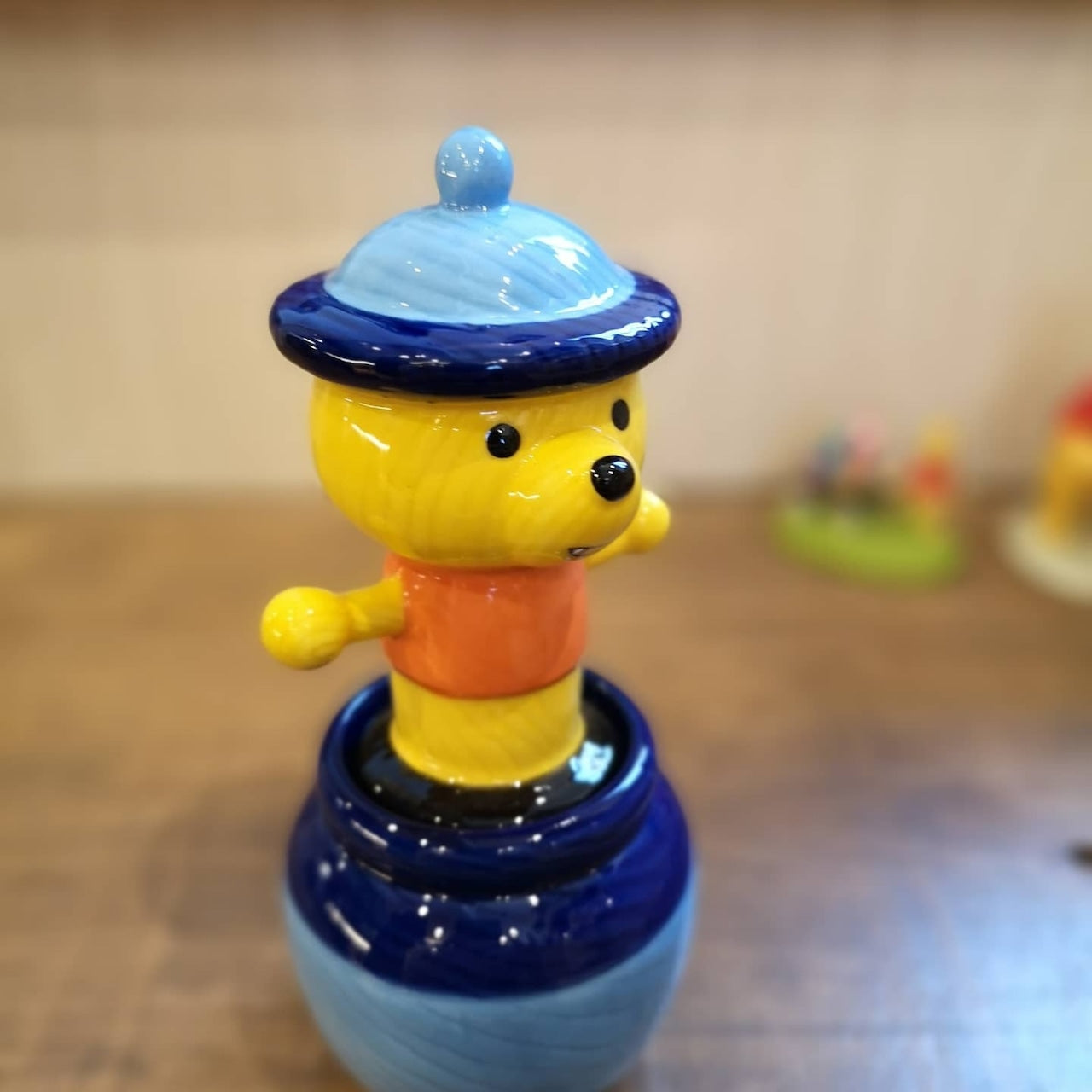 SUNART DISNEY WINNIE THE POOH SMALL CONTAINER PORCELAIN HONEY POT DESIGN