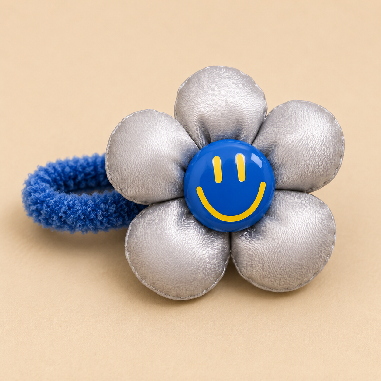 SMILEY FACE LARGE PRESS HAIR CLIP