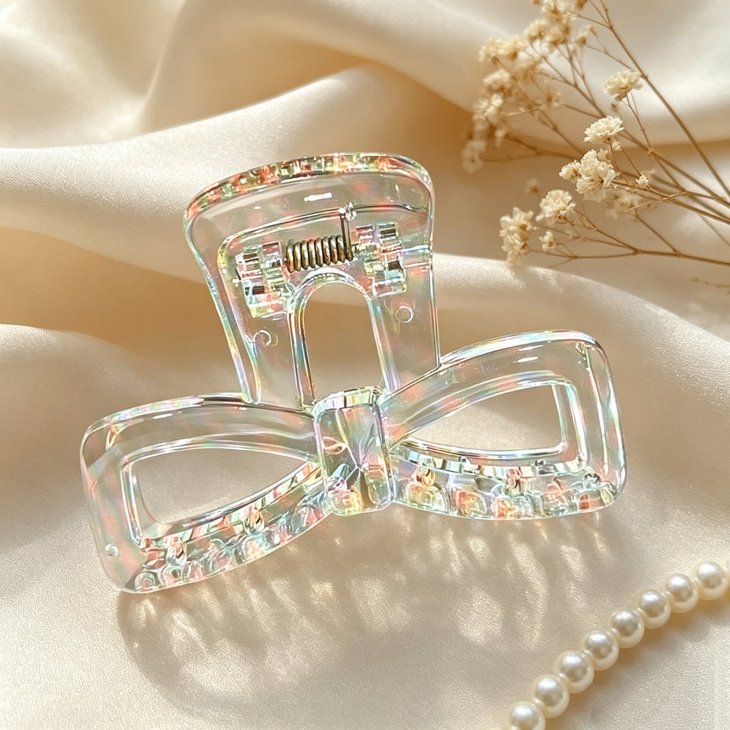KOREAN CRYSTAL HOLOGRAPHIC CLAW CLIP
